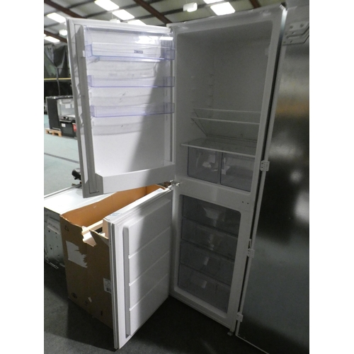 3125 - Zanussi Integrated Tower Fridge (H1772xW548xD549) (model:- ZRDN18FS1), RRP £640.83 inc. VAT *This lo... 