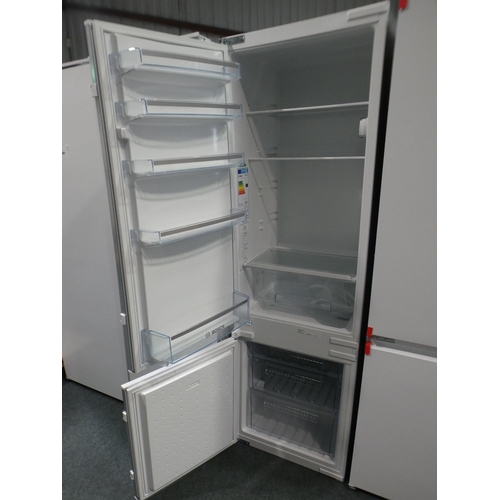 3131 - Bosch 70/30 Fridge Freezer (H1772xW541xD545) (model:- KIV38X22GB), RRP £515.84 inc. VAT  *This lot i... 