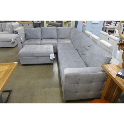 1450 - A Thomasville Corner Sofa With Storage Ottoman, RRP £1249.91 + VAT (4070-14) * This lot is subject t... 