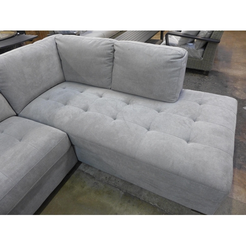 1504a - A Thomasville Miles Three Piece Sectional Sofa With Ottoman, RRP £1666.66 + VAT (4070-22) * This lot... 