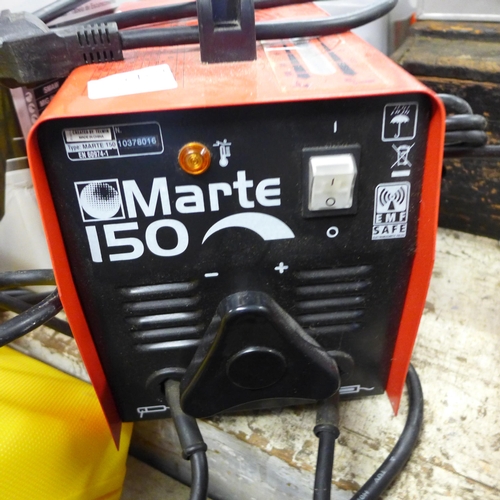 2040 - Marte 150 arc welder and mask