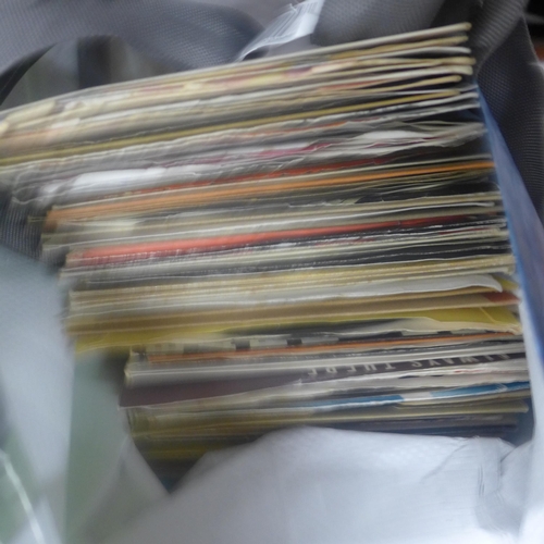 2248 - Approx. 250 singles, mainly 70's, 80's, pop many in original sleeves