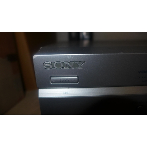 2278 - Sony SLV-SE740 VHS player