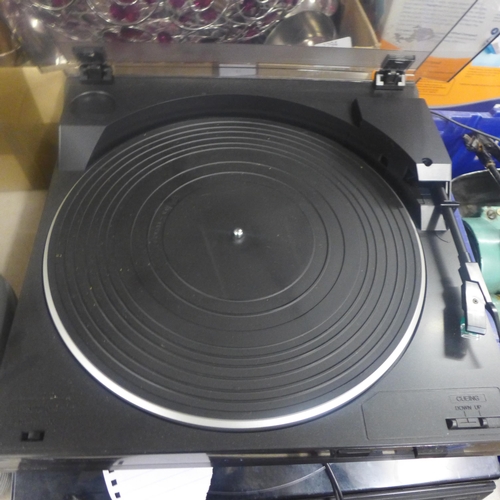 2293 - JVC AL-E11 and JVC A-E31 record turntables