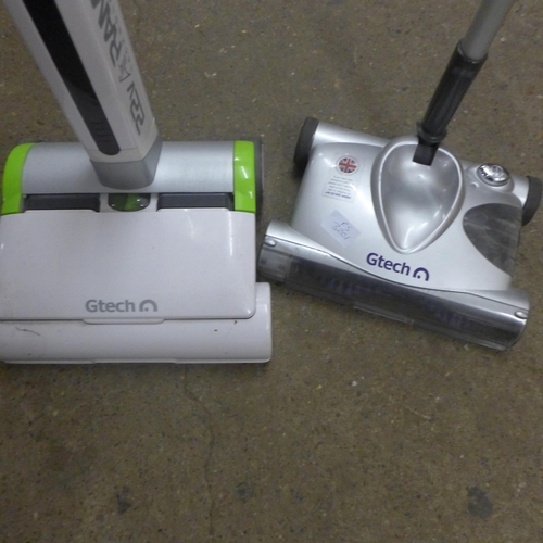 2341 - 2 G-Tech cordless vacuum cleaners with chargers