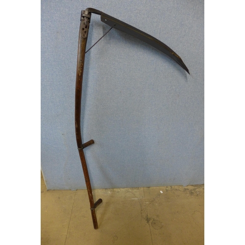 598 - A vintage scythe