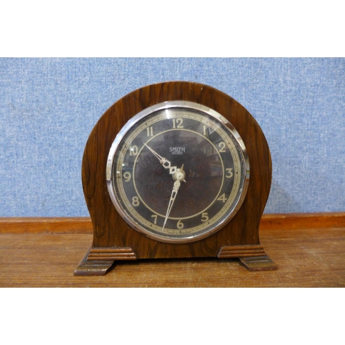 356 - A Smith Sectric walnut electric timepiece