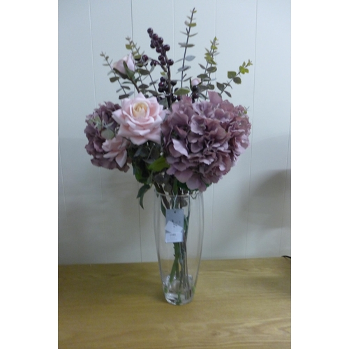 1457 - A mixed hydrangea, rose and berry spray in a glass vase (54354527)   #