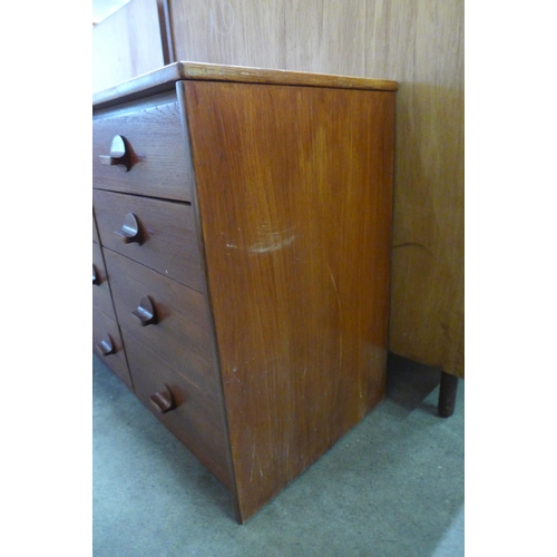 67 - A Stag Cantata chest of drawers