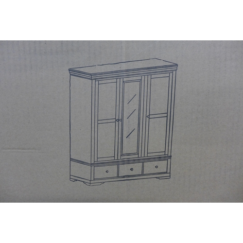 1491 - A Florence white painted oak triple wardrobe, boxed, unchecked * this lot is subject to VAT