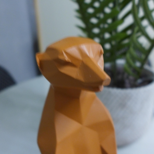 1444 - An origami style meerkat statue H31cms (PT3397YE 13)  #