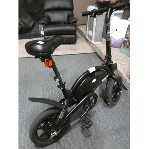 3464 - Jetson E-Ride-On Bike Bolt Pro , RRP £469.99 + vat (239-356/902)  * This lot is subject vat