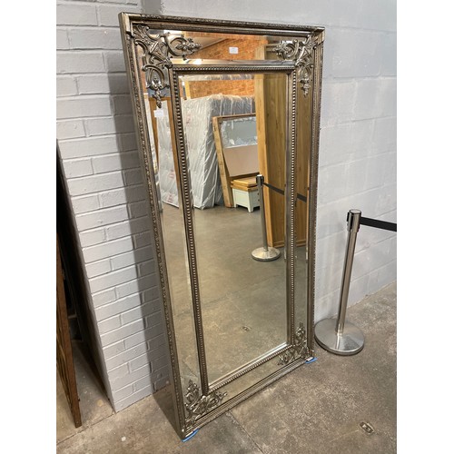 1463 - A modern French style mirror