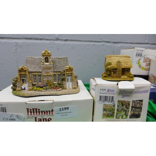 1199 - A quantity of Lilliput Lane model houses (over 40), boxed  **PLEASE NOTE THIS LOT IS NOT ELIGIBLE FO... 