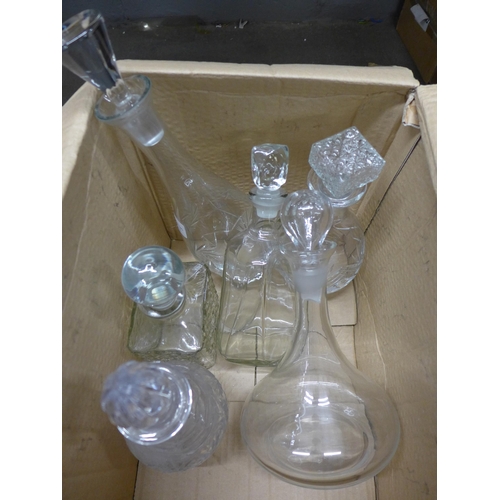 1226 - Six assorted glass decanters  **PLEASE NOTE THIS LOT IS NOT ELIGIBLE FOR POSTING AND PACKING**