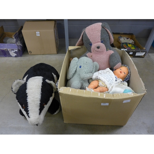 1230 - A collection of soft toys including a large badger and large dolls  **PLEASE NOTE THIS LOT IS NOT EL... 