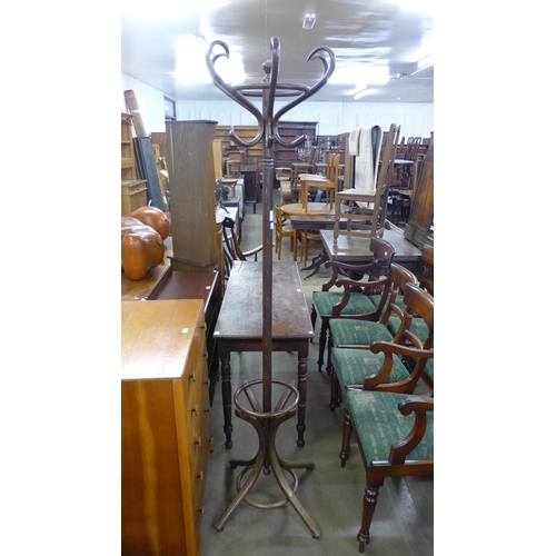 Lot 212       