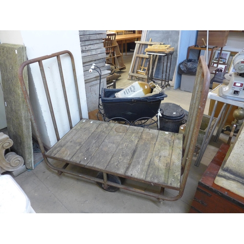 Lot 284       