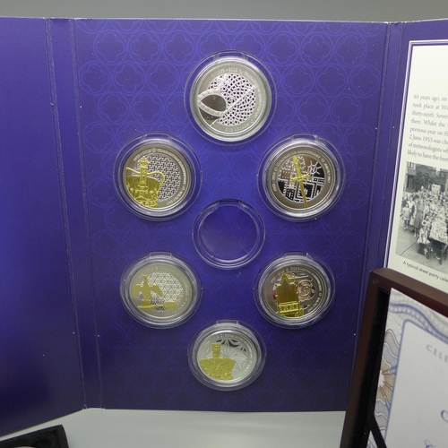 907 - Royal commemorative coins