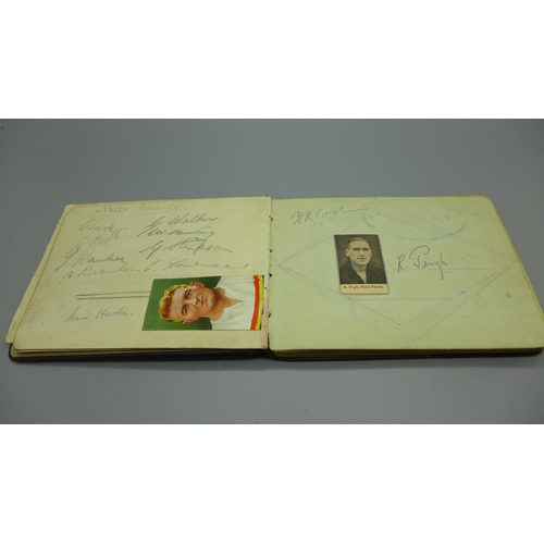 934 - A 1930's autograph book, including Royal Scot locomotive related, tour of North America for the Expo... 