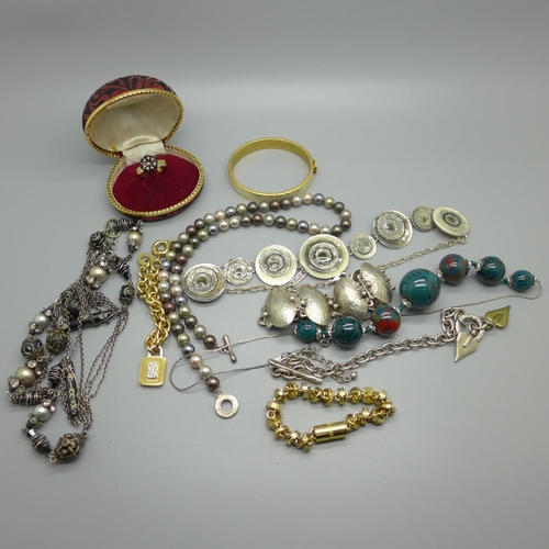 939 - Designer jewellery including Agatha Paris, Halcyon Days, Konplott, etc.
