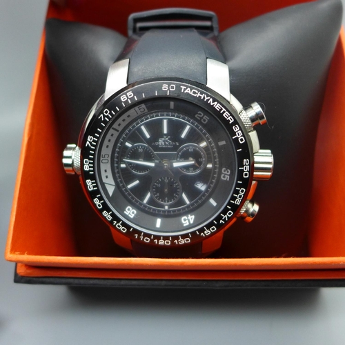 943 - A gentleman's Adee Kaye sports wristwatch, with box
