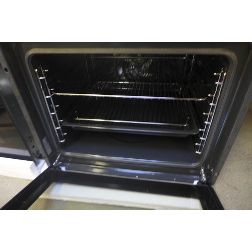 218 - Zanussi Single Oven * This lot is subject to VAT