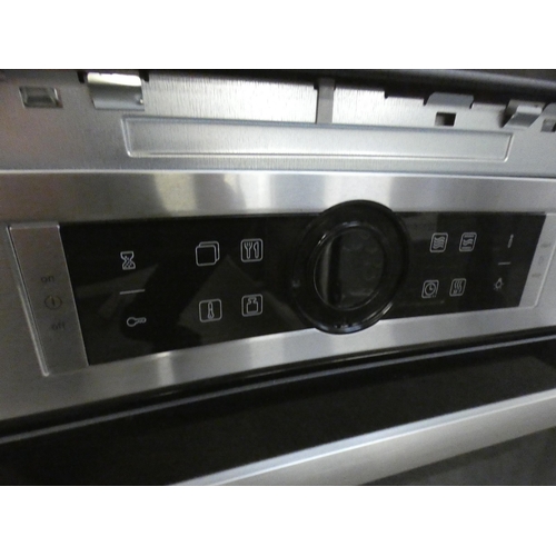 68 - Bosch Serie 8 Compact Oven with Microwave  H455xW595xD548 - model no:- CMG633BS1B, RRP £807.5 inc. V... 