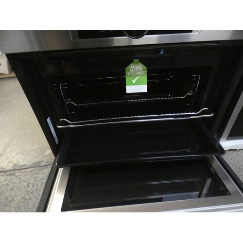 68 - Bosch Serie 8 Compact Oven with Microwave  H455xW595xD548 - model no:- CMG633BS1B, RRP £807.5 inc. V... 