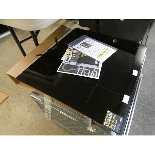 67 - Zanussi  Hob2Hood Induction Hob H44xW590xD520, RRP £249.17 + vat  *This lot is subject to vat