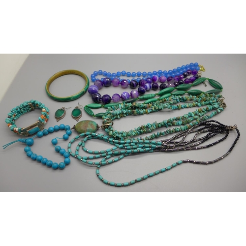 1181 - Malachite, turquoise, amethyst and blue stone jewellery