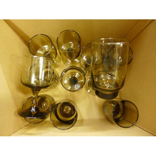 1198 - A set of Libbey Tawny smoked glass, five tumblers and seven wine glasses **PLEASE NOTE THIS LOT IS N... 