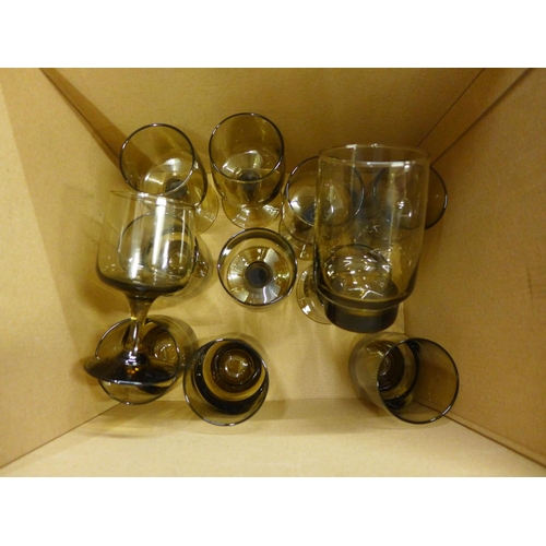 1198 - A set of Libbey Tawny smoked glass, five tumblers and seven wine glasses **PLEASE NOTE THIS LOT IS N... 