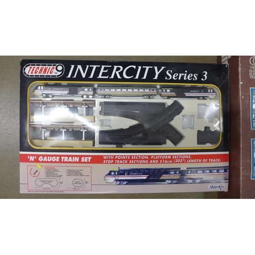 1225 - A Lima 1:45 electric train set and a Technic Intercity N Gauge train set, both incomplete **PLEASE N... 