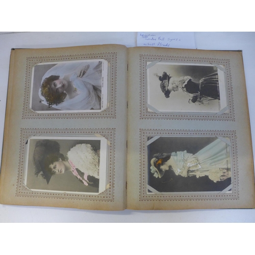 687 - An Edwardian postcard album, theatre hall singers and actresses (60)