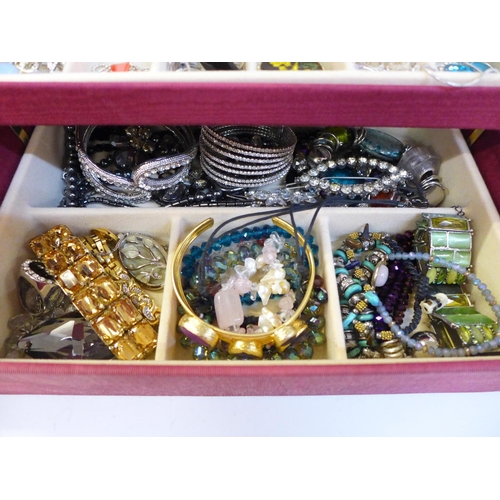 707 - Two cases of costume jewellery