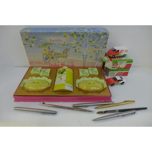 722 - A vintage Cussons Linden Blossom bath set, boxed, four Corgi Batchelors Peas model lorries and a col... 