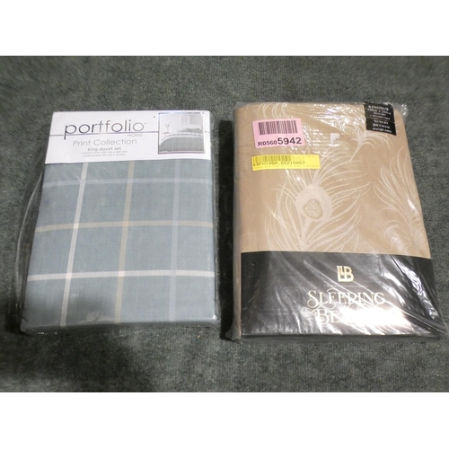 3065 - A quantity of kingsize bed linen * this lot is subject to VAT