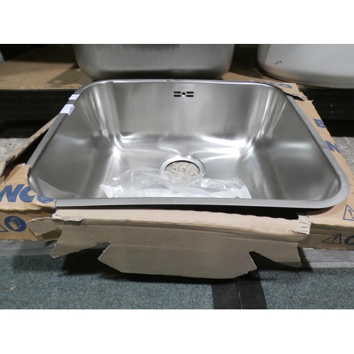 3095 - A Blanco Undermount kitchen sink, 480 x430mm * this lot is subject to VAT