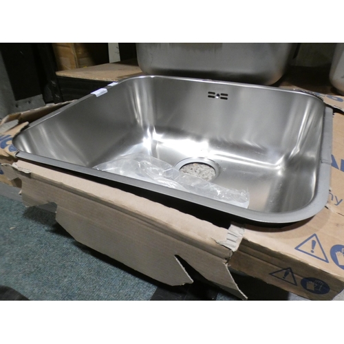 3095 - A Blanco Undermount kitchen sink, 480 x430mm * this lot is subject to VAT