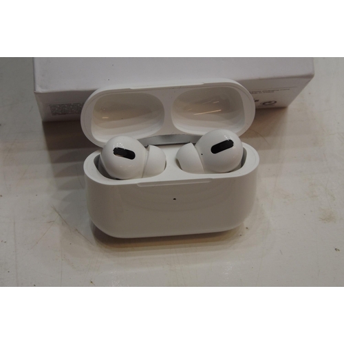 2100 - Apple Airpods pro - boxed - W