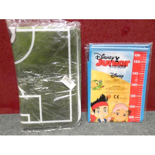 3273 - Disney junior height chart, a novelty child's football pitch rubber backed mat (50 x 80cm)