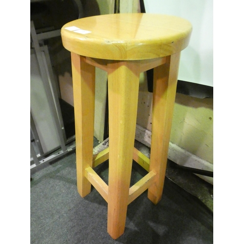 3287 - A solid wooden stool