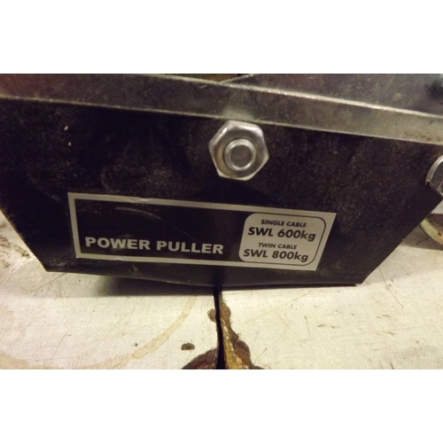 2031 - Power Puller 600kg Pully winch