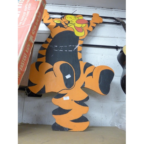 2094 - Tigger/Winnie the Pooh blackboard