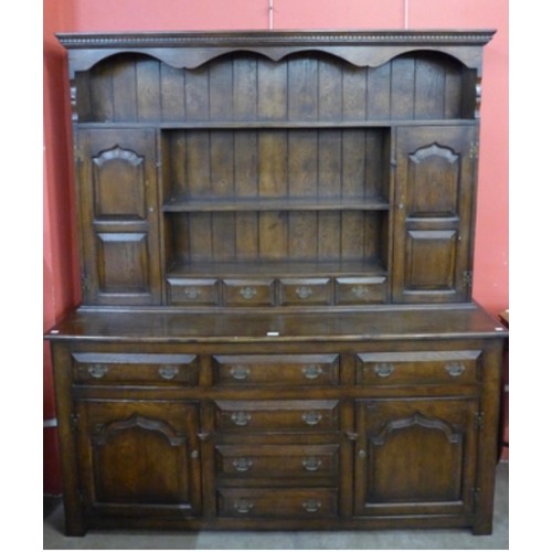 31 - A George III style oak dresser