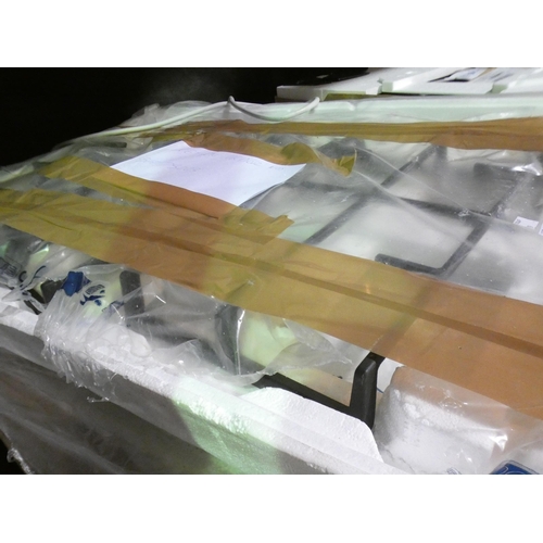 3092 - Zanussi Gas On Glass 5 Burner Hob (H45xW740xD510) - model:- £315.83 inc. VAT * This lot is subject t... 