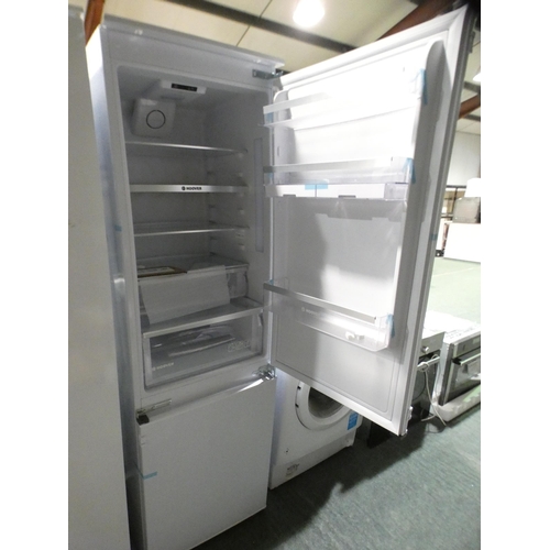 3155 - Hoover Integrated 70/30 Fridge Freezer (H1769xW540xD540), RRP £499.17 inc. VAT * This lot is subject... 