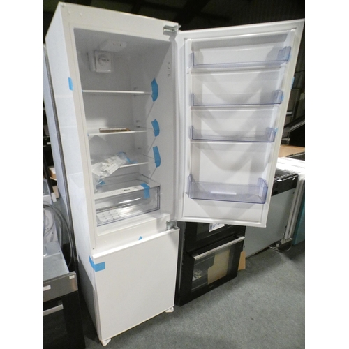 3162 - Hoover Integrated 70/30 Fridge Freezer (H1769xW540xD540), RRP £499.17 inc. VAT * This lot is subject... 