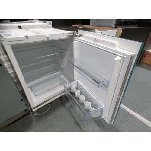 3165 - Bosch Built Under Counter Fridge (H820xW598xD548) - model:- KUR150A50GB, RRP £370.84 inc. VAT * This... 